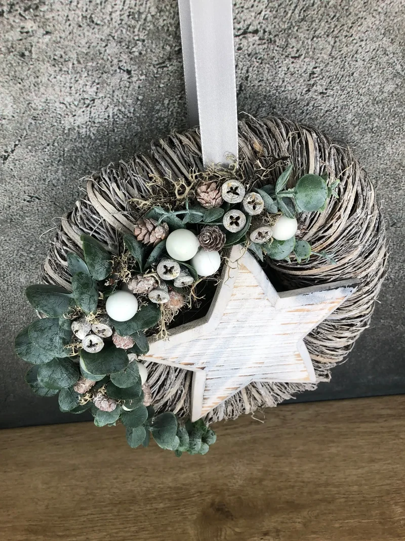 Weihnachtskranz Eukalyptus – Türkranz Weihnachten modern