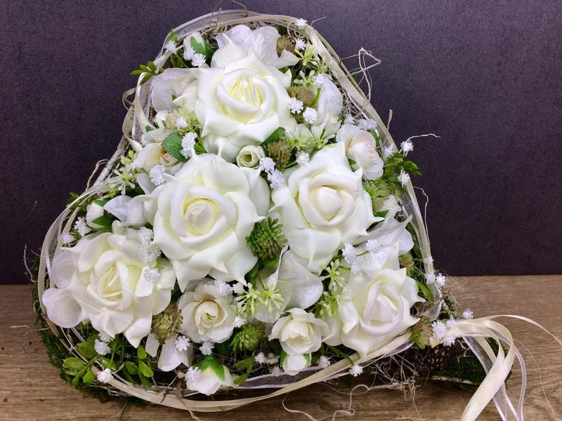 Rose Grabherz Seidenblumen – handgefertigter Grabschmuck