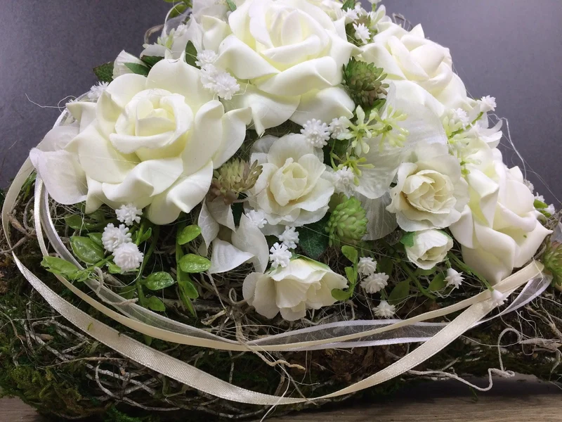 Rose Grabherz Seidenblumen – handgefertigter Grabschmuck
