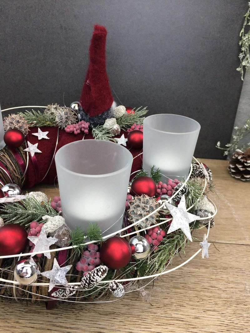 Adventskranz rund mit Wichtel – Gläser Variante langlebig