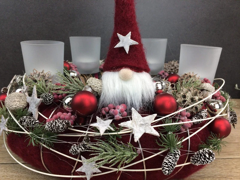 Adventskranz rund mit Wichtel – Gläser Variante langlebig