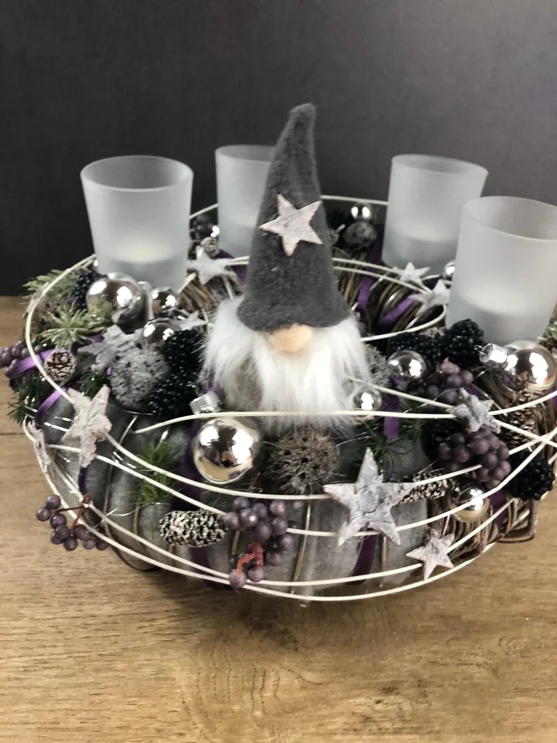 Adventskranz rund mit Wichtel – Gläser Variante langlebig