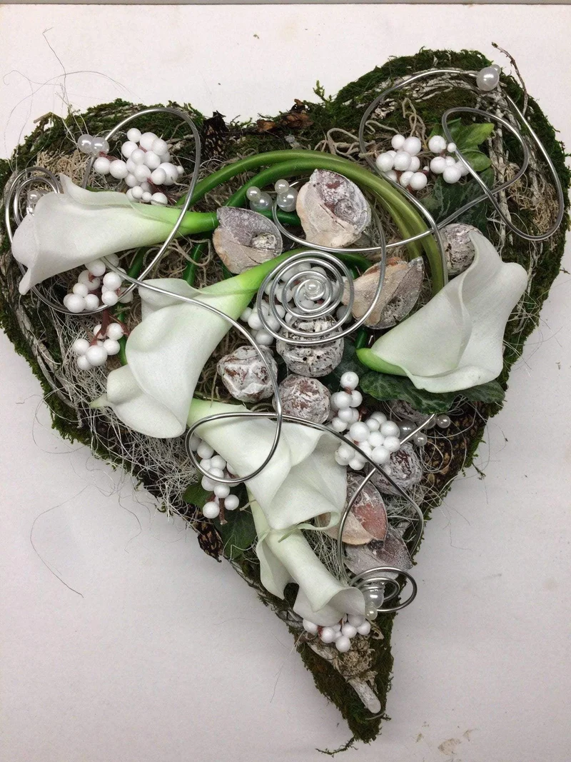Grabherz Calla Seidenblumen – langlebiger Grabschmuck
