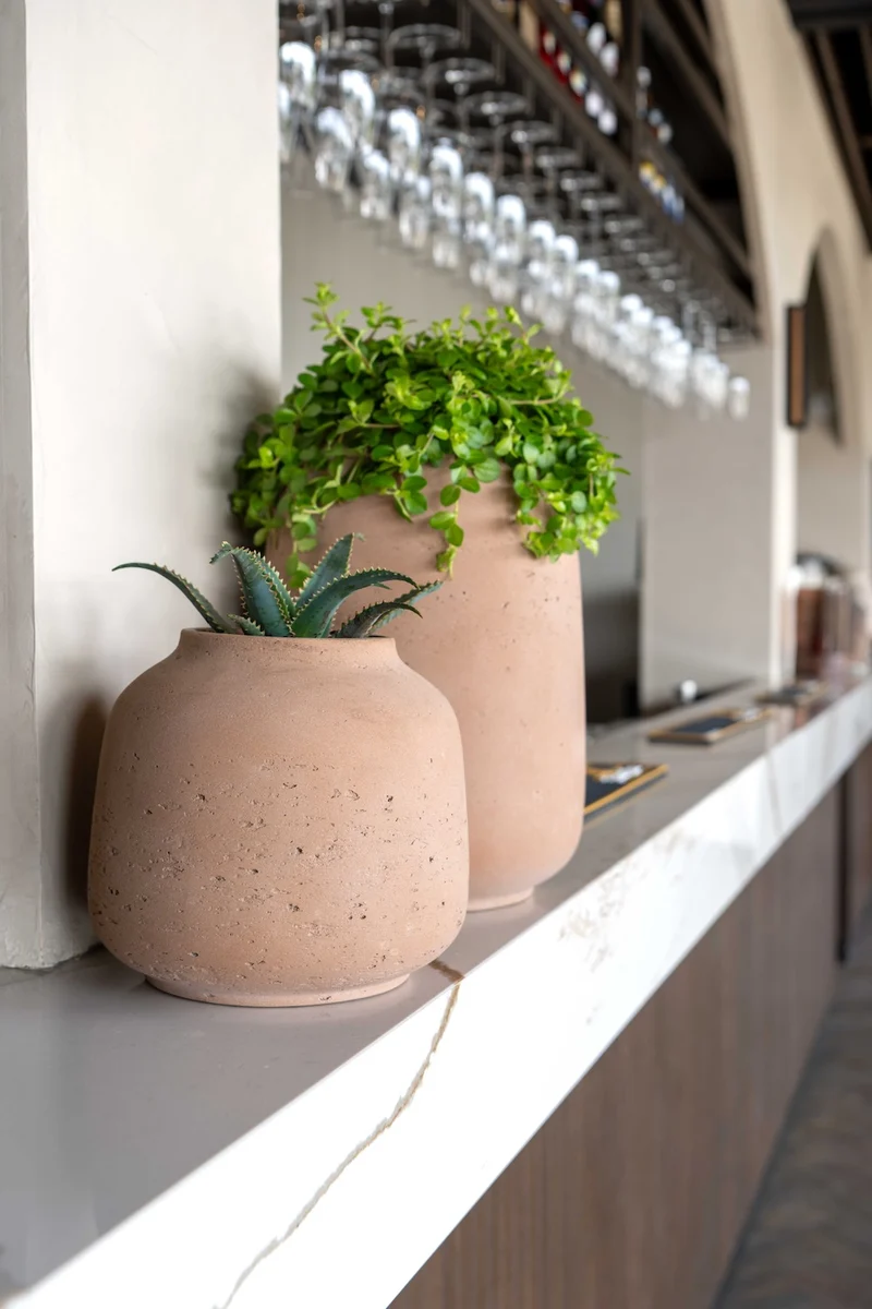 Vase Jabari Terrakotta, wasserdicht aus glasfaserverstärktem Ton