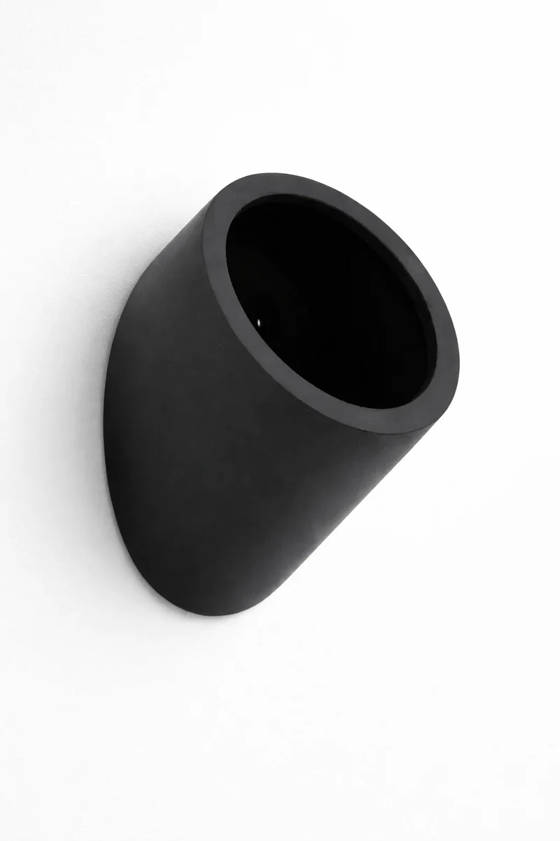 Wandpflanzschale Wally Puk Schwarz aus Fiberstone