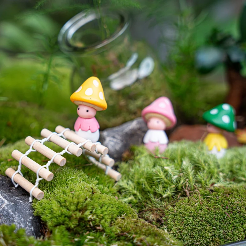 Toads - Decorative Miniature Mushroom Figures - 4 pcs - ↑ 3.5 cm