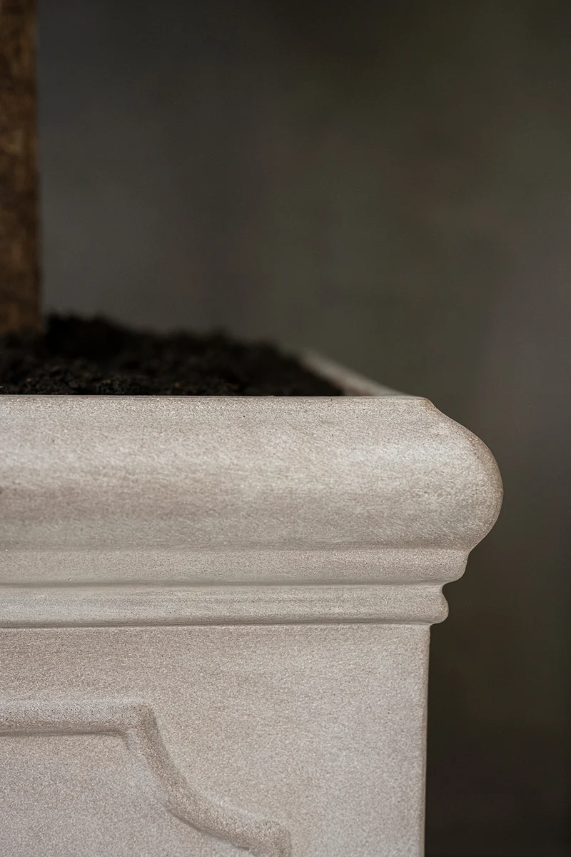 Eckiger Pflanzkübel Block Classic Taupe mit Bordüre