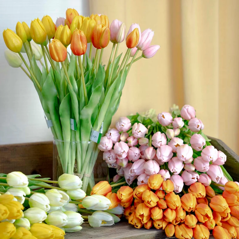 Tulip Bouquet - Yellow - ‘Real Touch’ Artificial Tulips - 5 Tulip stems - 43 cm