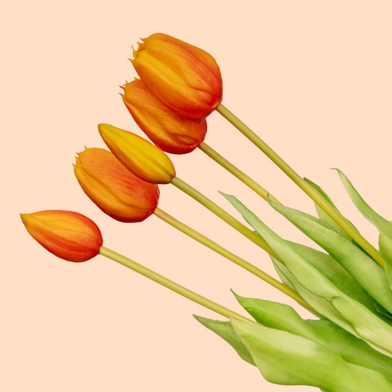Tulip bouquet – 10 pieces – Mixed colours – ‘Real Touch’ artificial tulips – 42 cm (white/green)