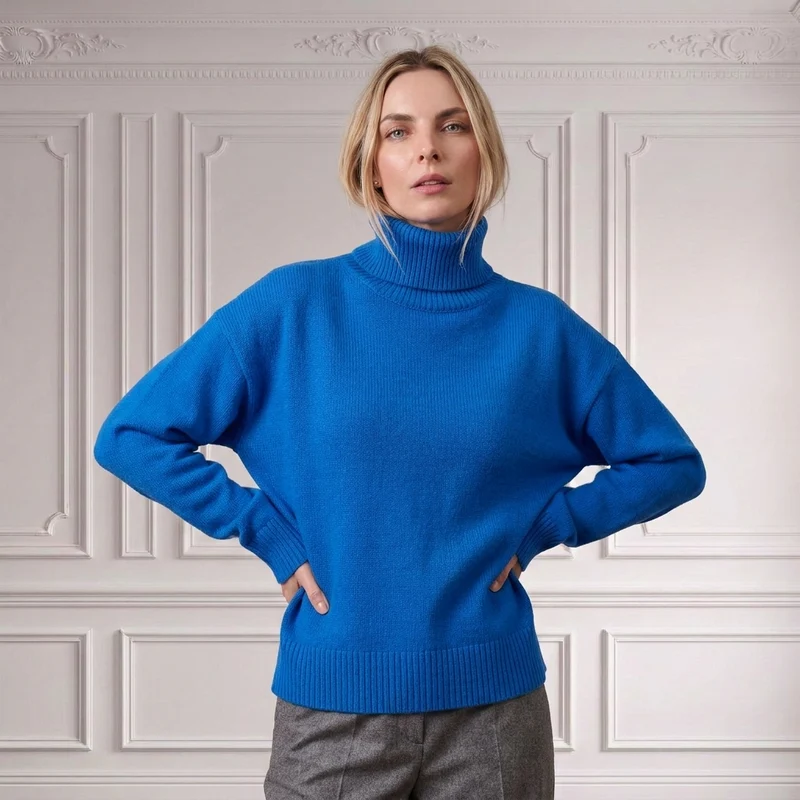 Pullover mit hohem Kragen | La Parisienne