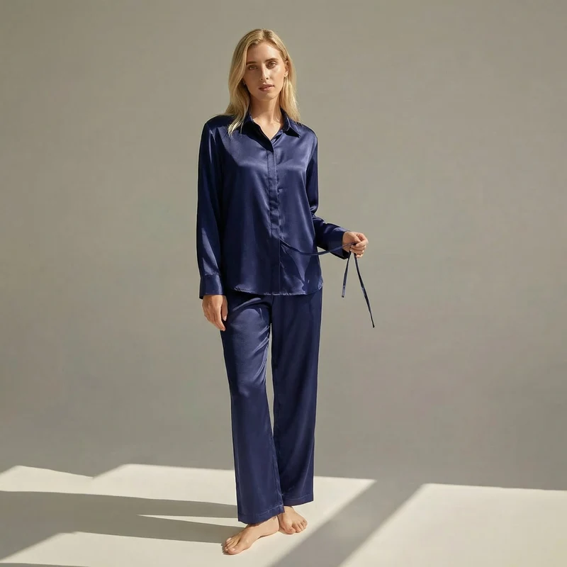 Langer Pyjama für Damen aus 100 % Seide | La Parisienne