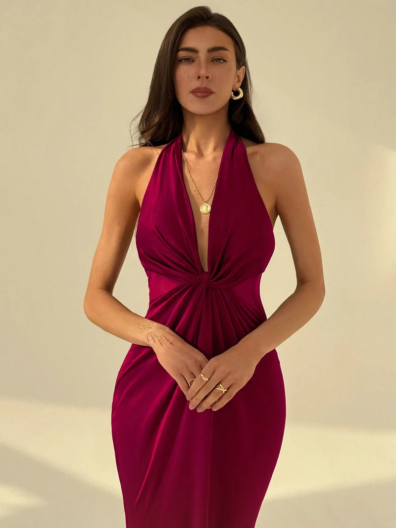 Kräftig geformtes Kleid & Absolute Eleganz | La Parisienne