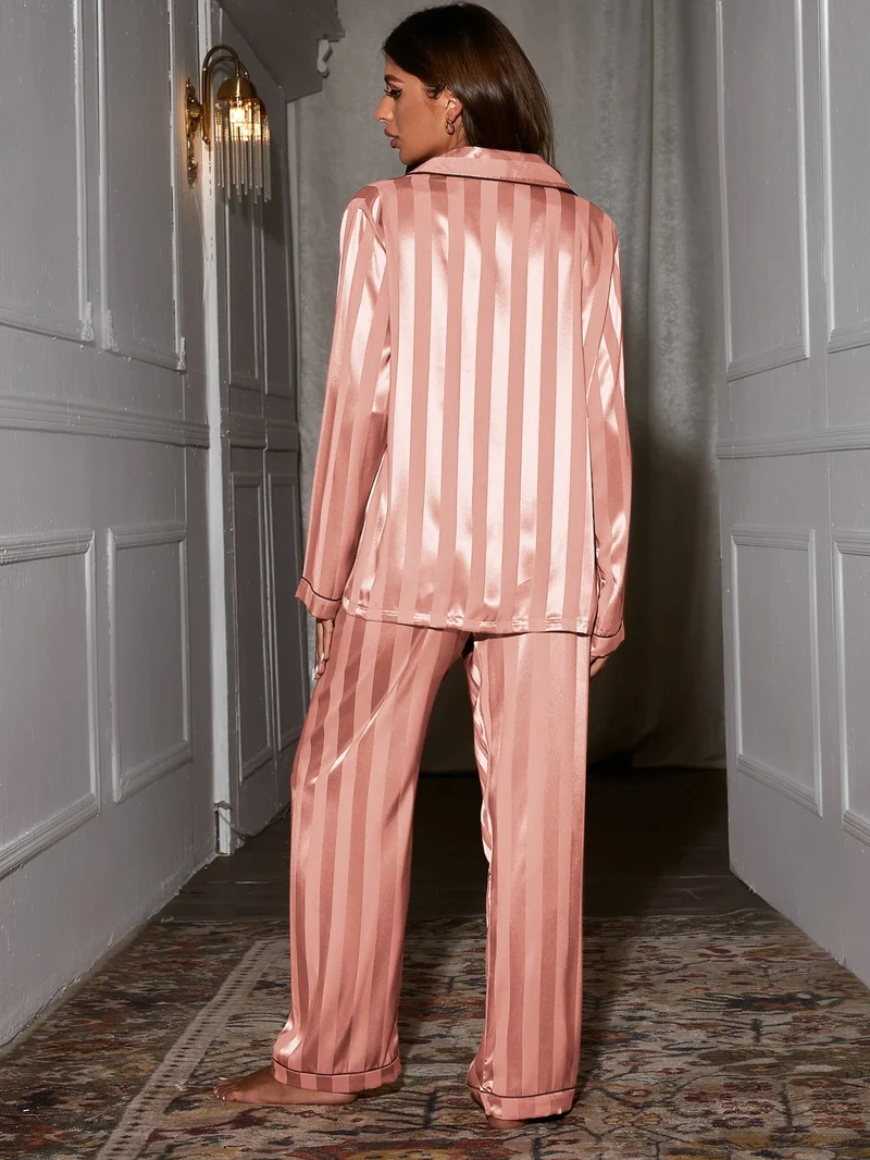 Langärmeliger Pyjama für Damen aus 100 % Seide | La Parisienne