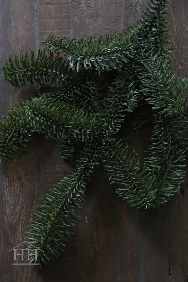 Kunst dennentak nordmann - 50 cm