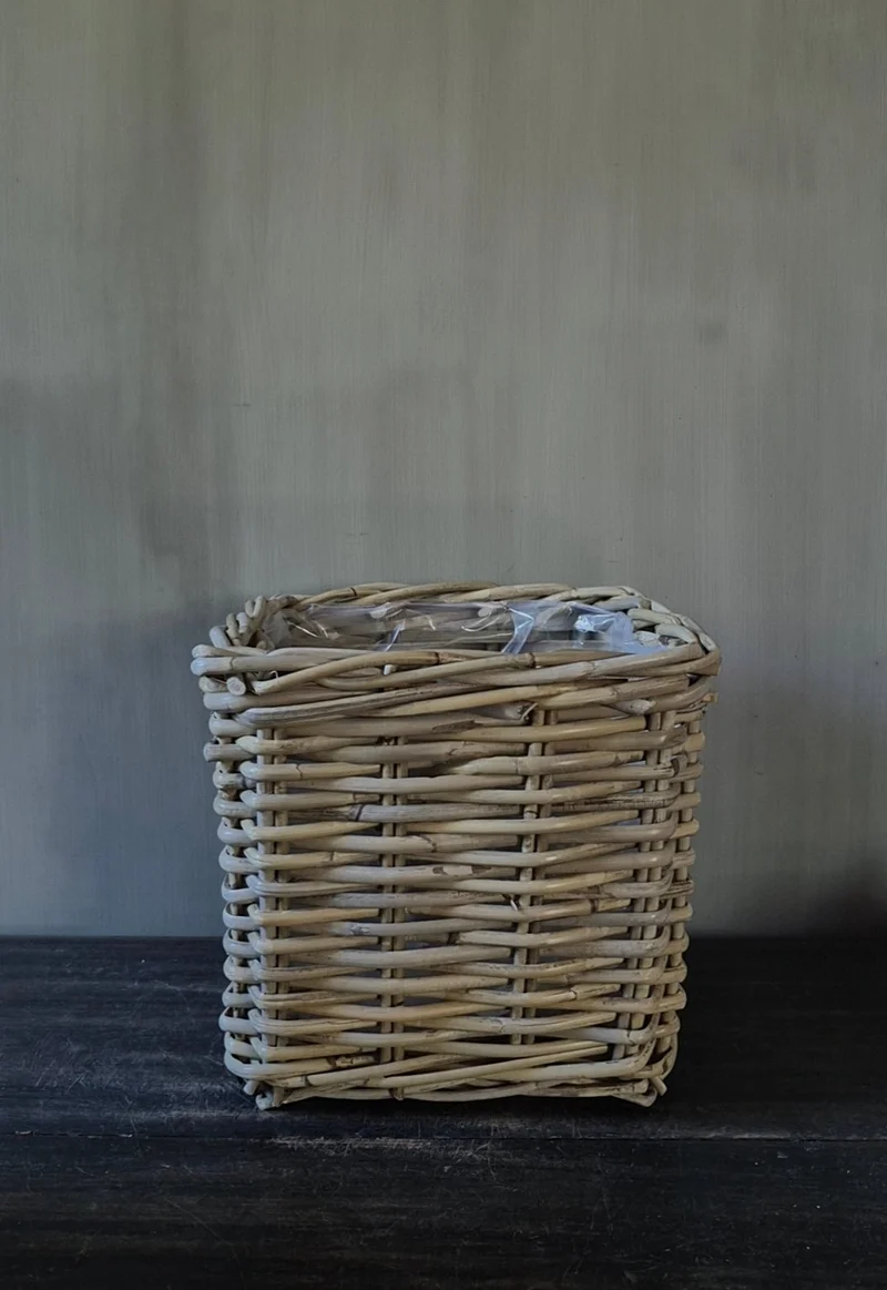 Vierkante mand D27 H25cm