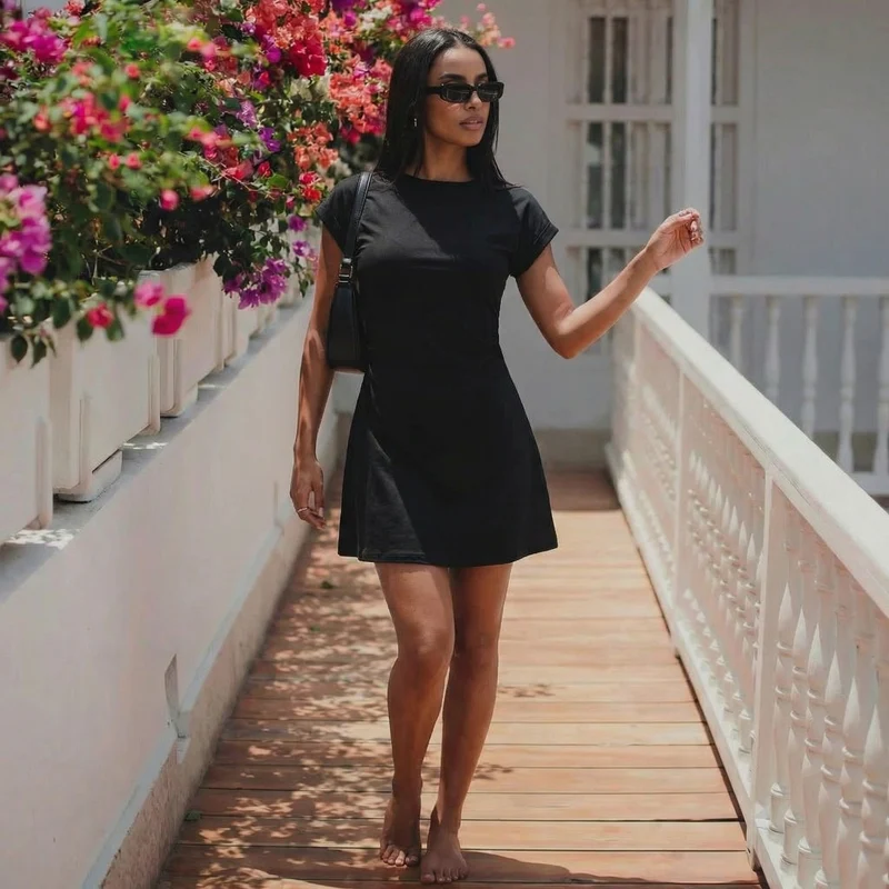 Kurzes Kleid von La Parisienne | La Parisienne