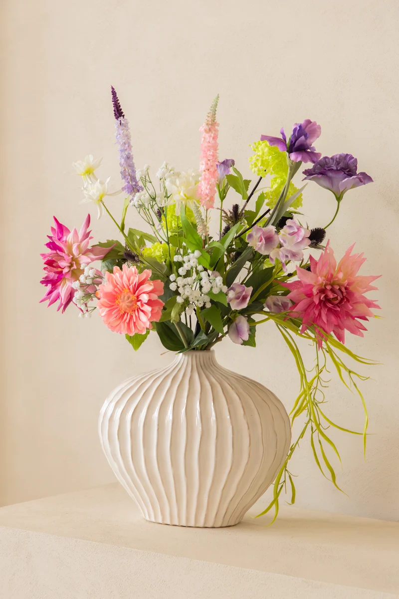 Kunstblumenstrauß Floral Finesse