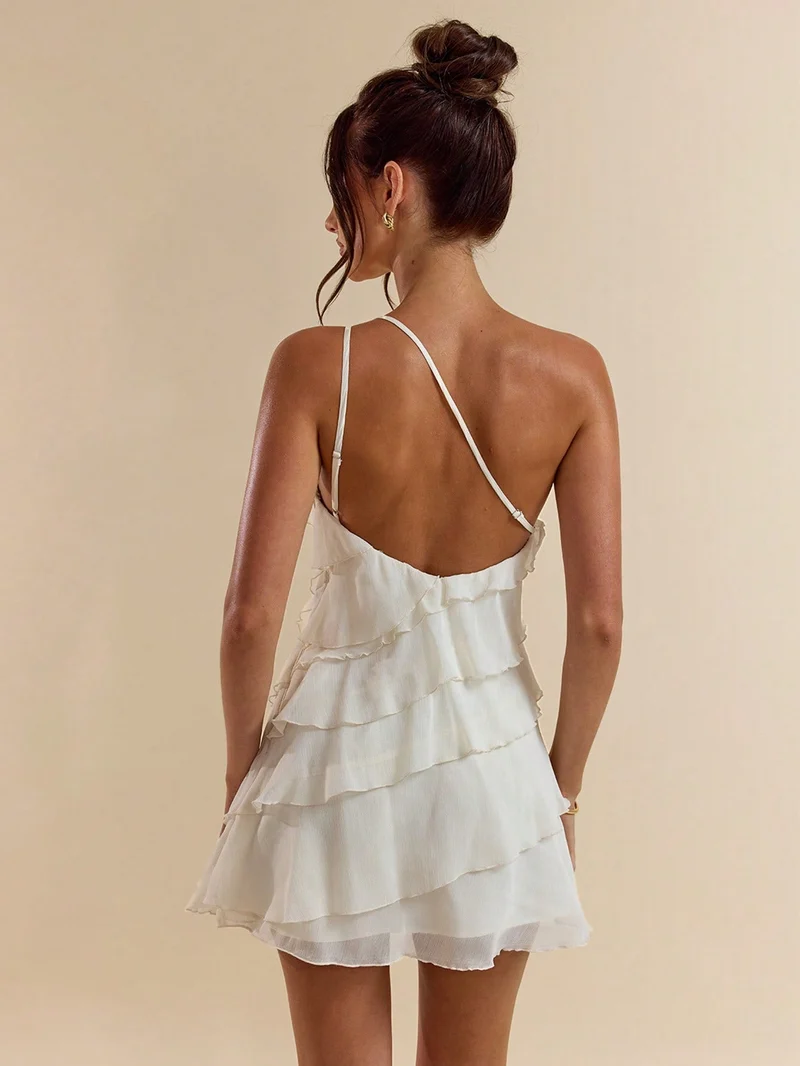 Asymmetrisches, rückenfreies Minikleid mit Volants | La Parisienne
