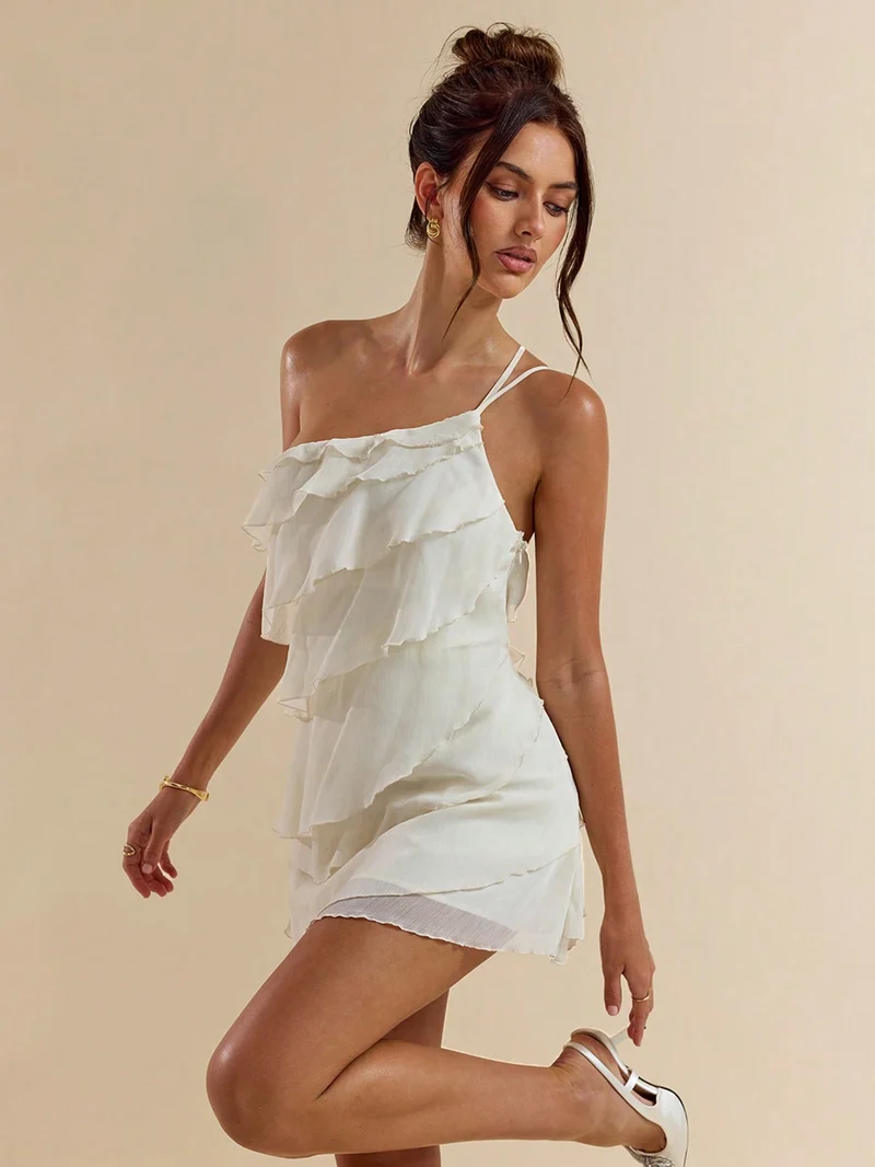 Asymmetrisches, rückenfreies Minikleid mit Volants | La Parisienne