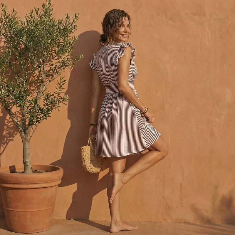 Kurzes Kleid mit Streifen | La Parisienne