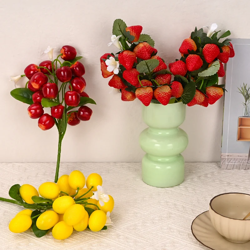 Künstlicher Erdbeerbusch, 19 Blüten, 28 cm Höhe, für Heimdekoration und Feiertage