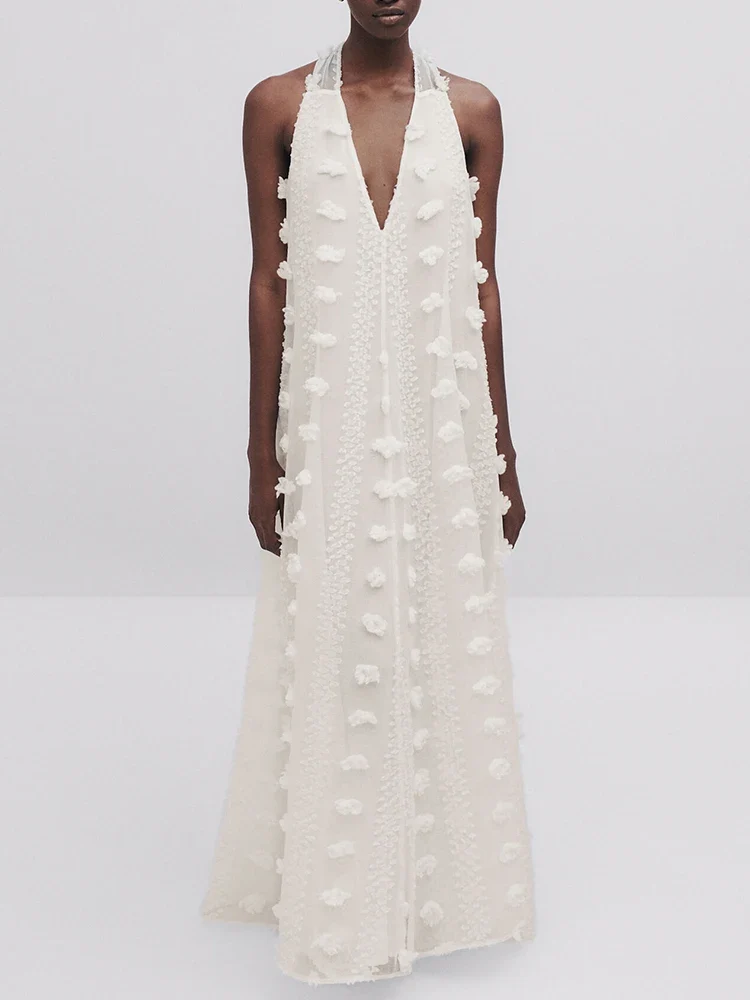 Elegantes langes Kleid mit Stickerei | La Parisienne