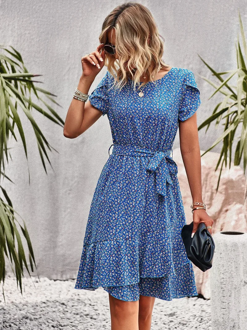 Klassisches Sommerkleid für Frauen || Klassisches Sommerkleid für Frauen La Parisienne