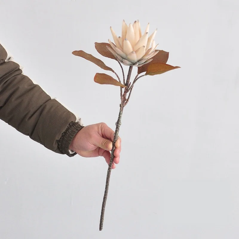 Künstliche Protea-Blüte, einzelner Stiel, 52 cm hoch, Karamellfarbe, aus Seidenstoff, für Innenräume