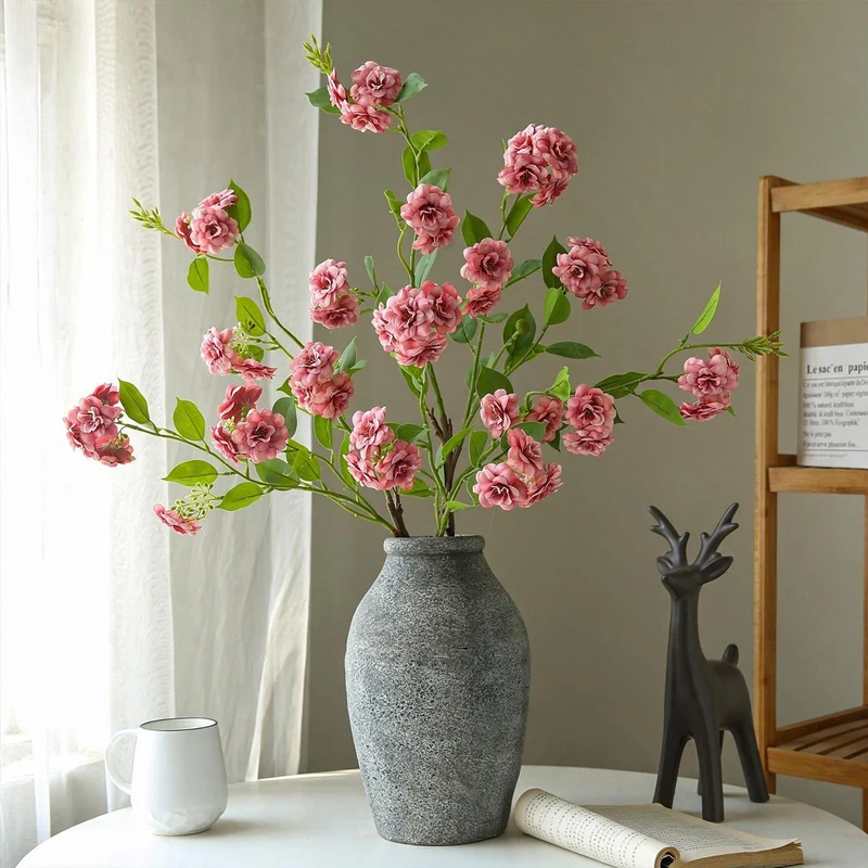 Künstliche Kamelien-Blüte, 1 Stiel mit 17 Blüten, 87 cm Höhe, aus Seidenstoff, für Innendekoration