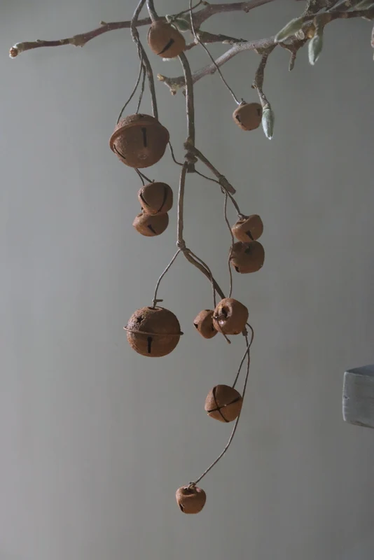 Kunsttak met belletjes M roest