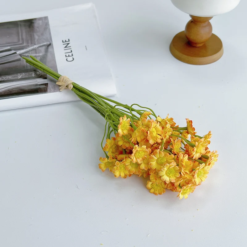 Künstliche Gänseblümchen Seidenblumen Bouquet 26 cm, 6er-Set für Hochzeit, Dekoration, Ladenlokal, Zuhause
