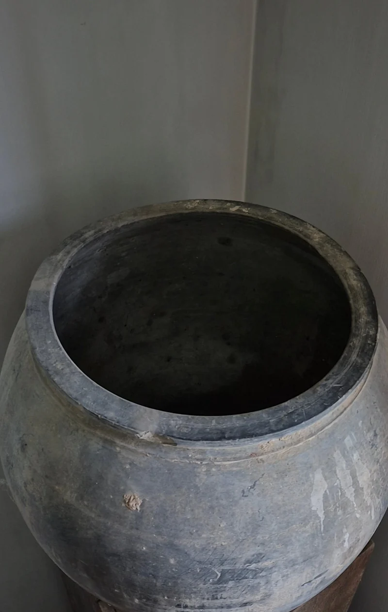 Grijze terracotta kruik XXL (nr 2)