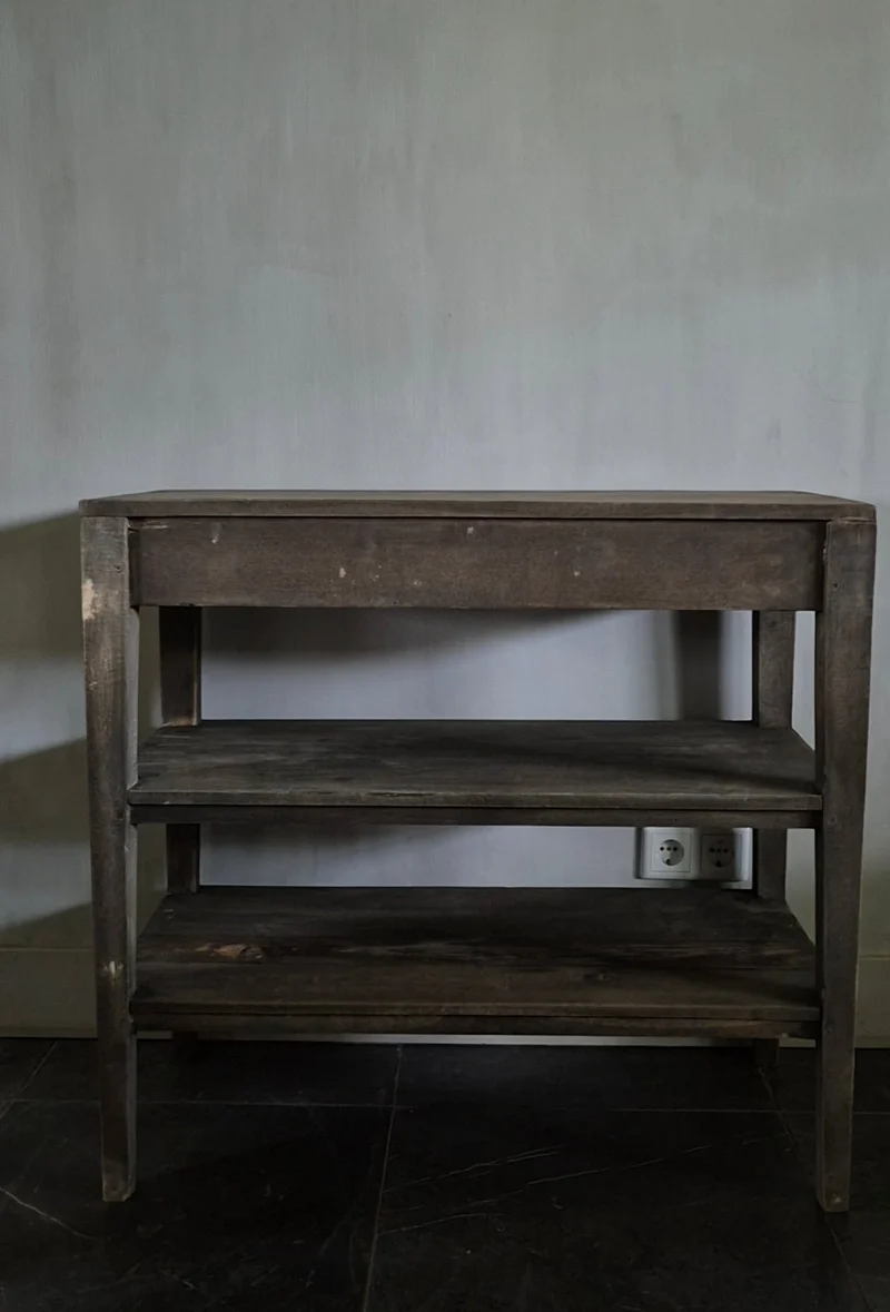 Wandtafel 2 laden met 2 legplanken 80x85x40cm