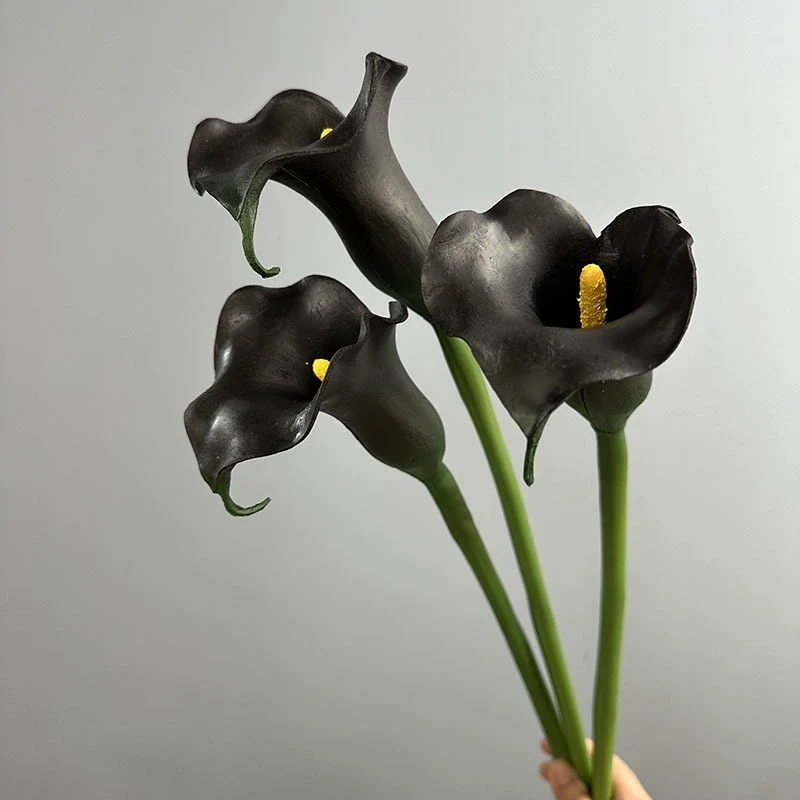 Künstliche Calla-Lilie aus PU, 68 cm, einzelner Stiel, realistisch, für Hochzeiten, Geschäftsräume und Wohnaccessoires, 4 Farben