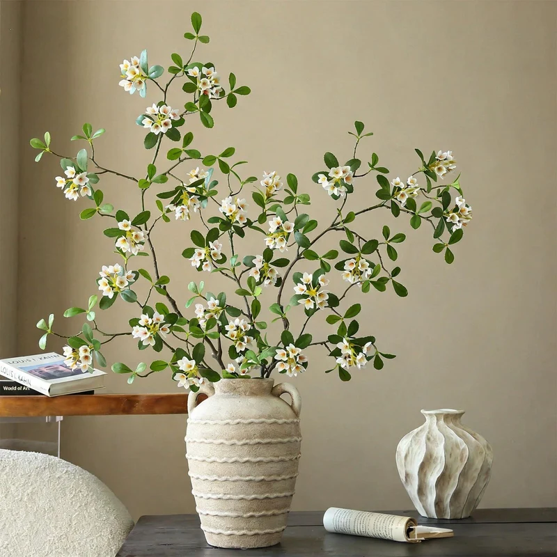 Künstliche Plumerias (Frangipani) – 115 cm, Seidenblüten, 9 Blüten pro Stiel – Hochwertige Dekoration für Hochzeiten, Hotels, Innenräume