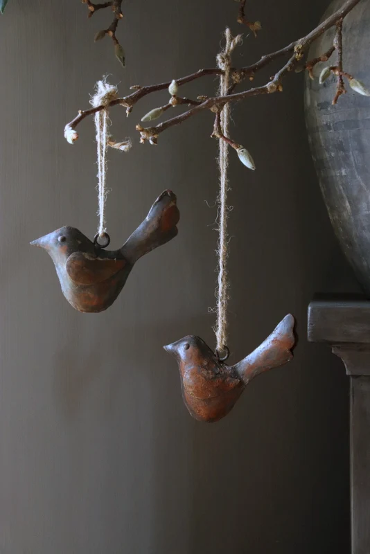 Roestige metalen vogeltjes - set van 2