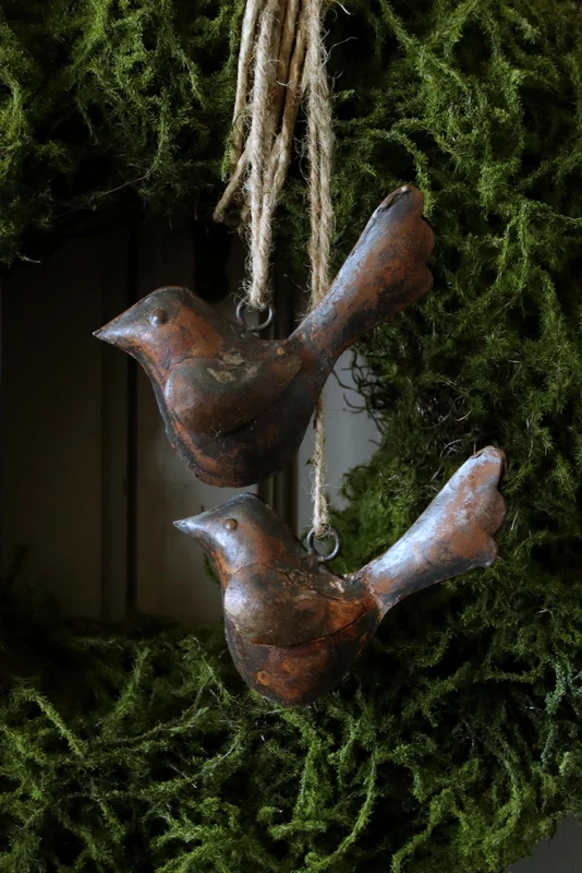 Roestige metalen vogeltjes - set van 2