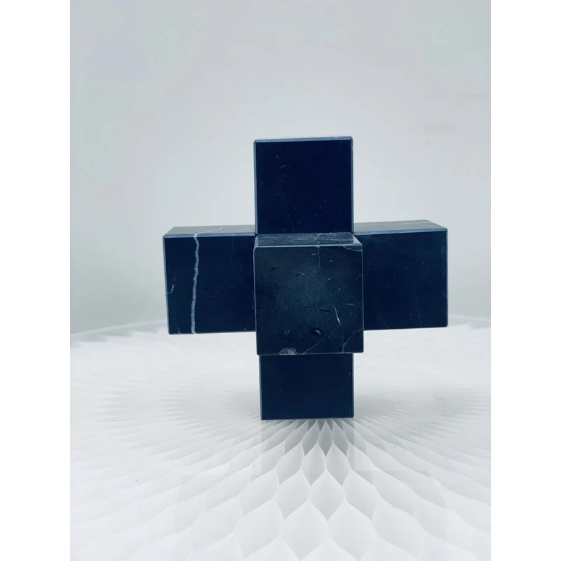 Marmorkreuz Schwarz-Weiß, groß, 15 x 15 x 15 cm