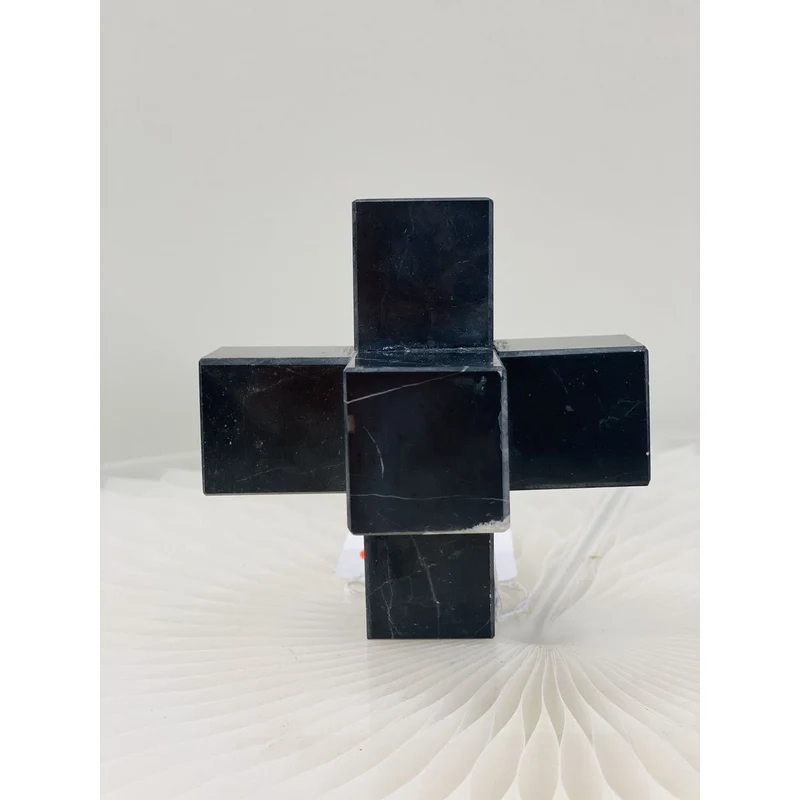 Marmorkreuz Schwarz-Weiß, groß, 15 x 15 x 15 cm