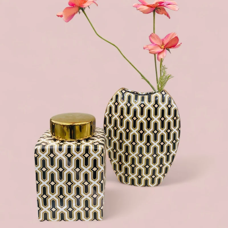 Labyrinth-Vase Versailles, Porzellan Schwarz-Gold, klein