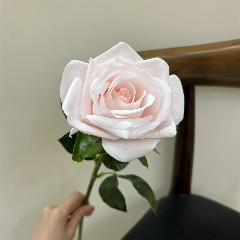 Real-Touch Kunstrose (Carola), 66 cm lang, 10 cm Blütendurchmesser - Hochwertige künstliche Rose für Hochzeitsdeko, Haushalt, Einzelhandel und Großhandel