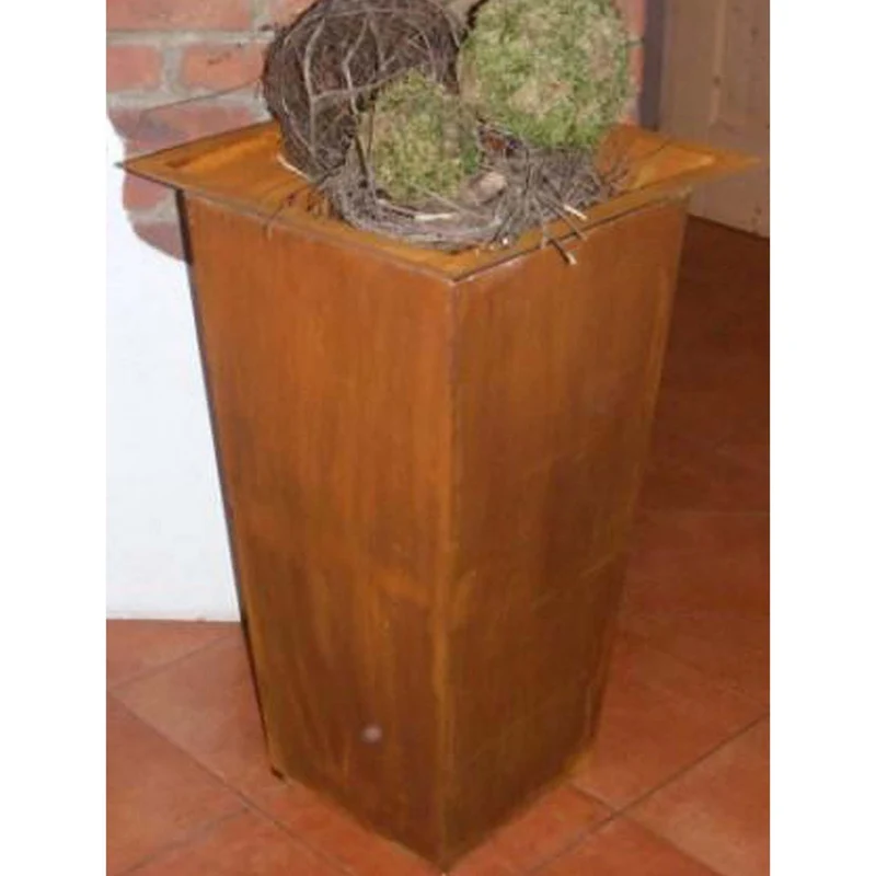 Die XL Pflanzsäule – Vintage Dekosäule in Edelrost