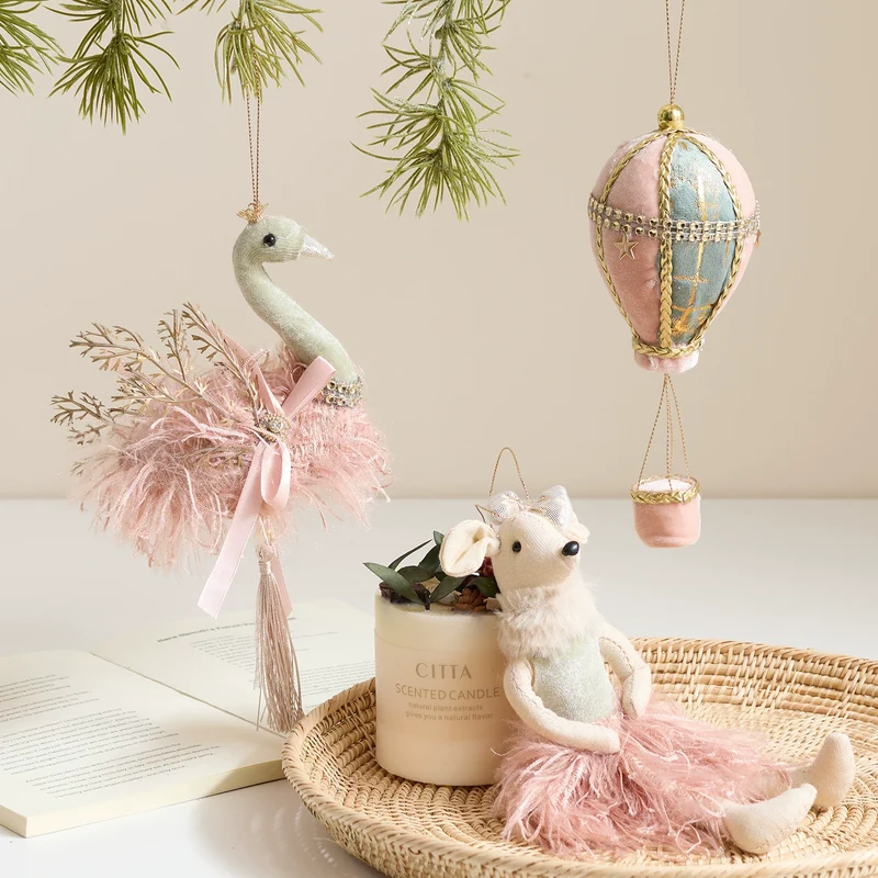 Weihnachtsdekoration aus Samt, realistische Hängeornamente, Swans & Kugeln, für Baum, Fenster, Hochzeit, Festdekoration