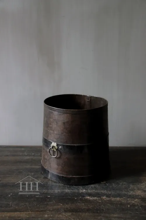 Metalen pot Loekie M