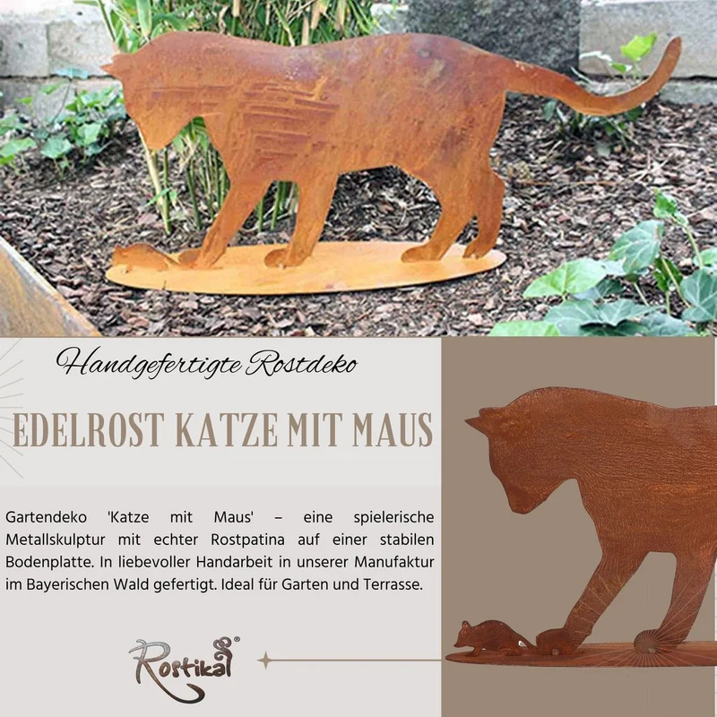 Edelrost-Katze mit Maus auf Bodenplatte