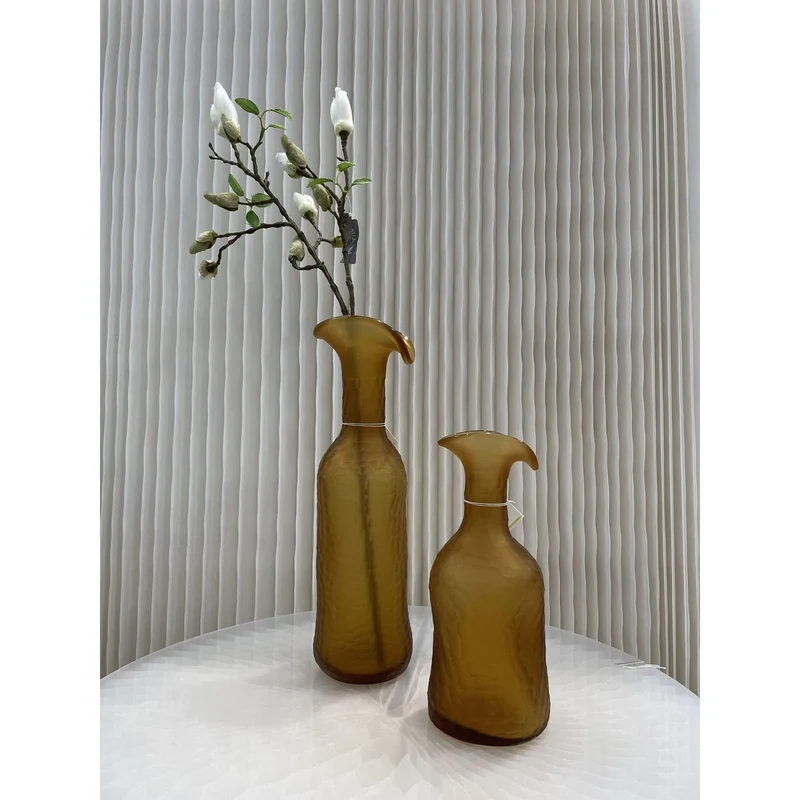 Vintage-Vase aus bernsteinfarbenem Glas, klein