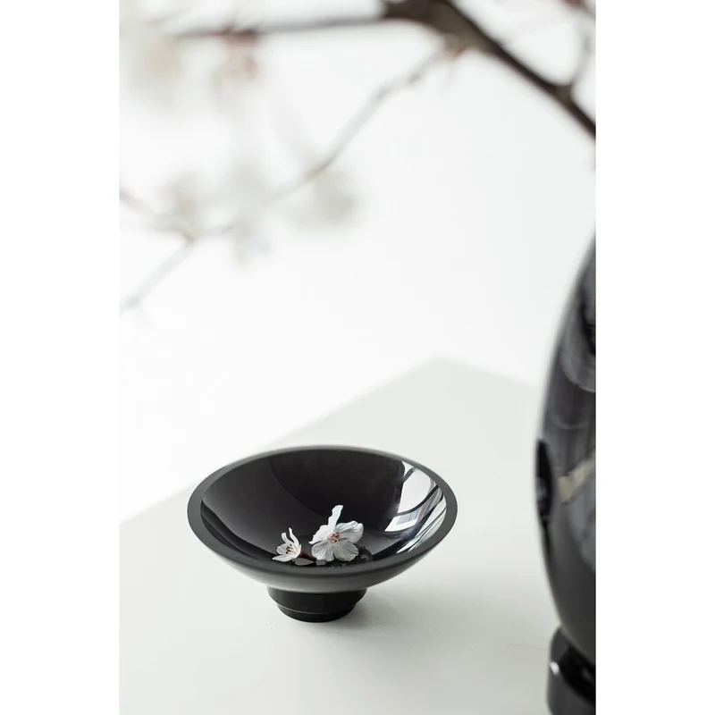 Schale aus Glas, modernes Design