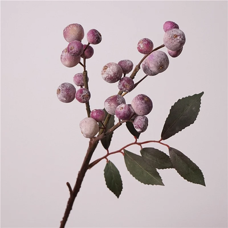 Künstlicher Beeren-Zweig 45 cm, Rote Ilex Beeren gefrostet, Dekozweig für Vase, Herbstdeko, Weihnachten & Floristik-Bedarf