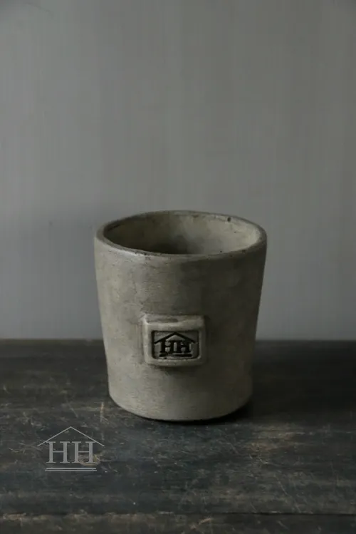 Betonnen pot S
