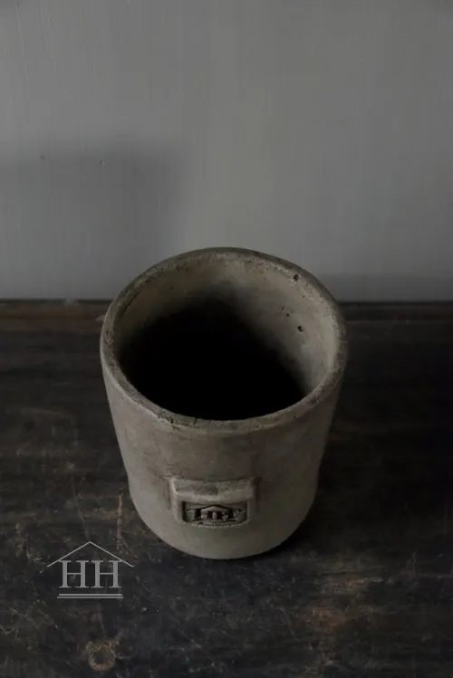 Betonnen pot S